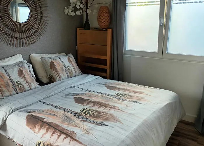 Goedkoop hotel: Naturistenlogement Op Flevonatuur